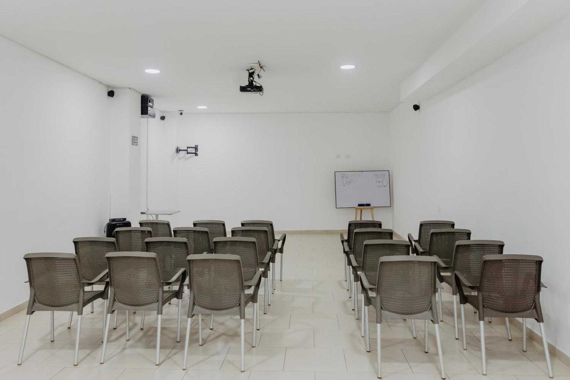 Plataneras Confort Hotel