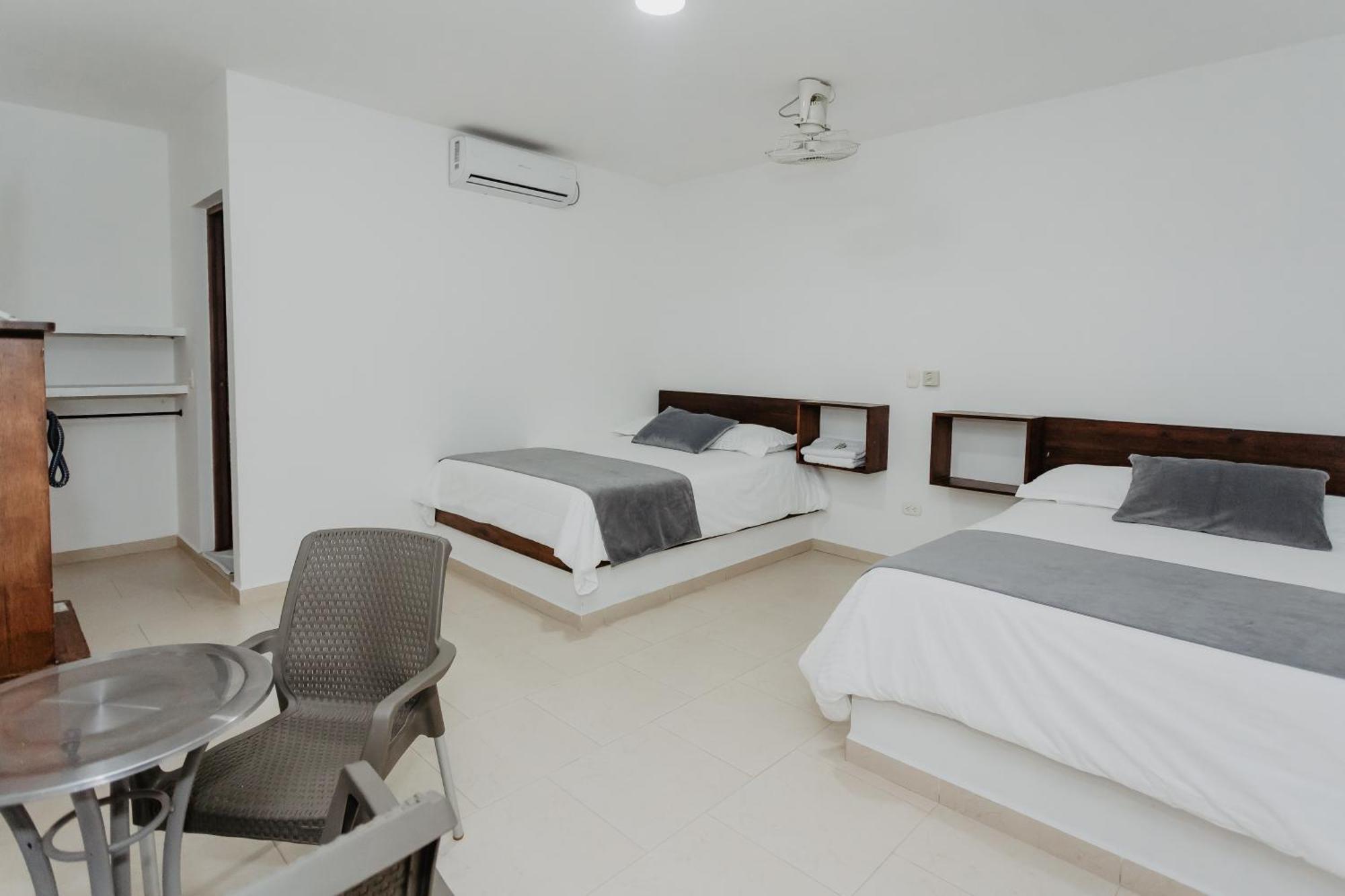 Plataneras Confort Hotel